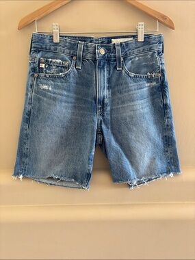 AG Ex-Boyfriend Short. Mid Rise Bermuda. Size 23. Like New.